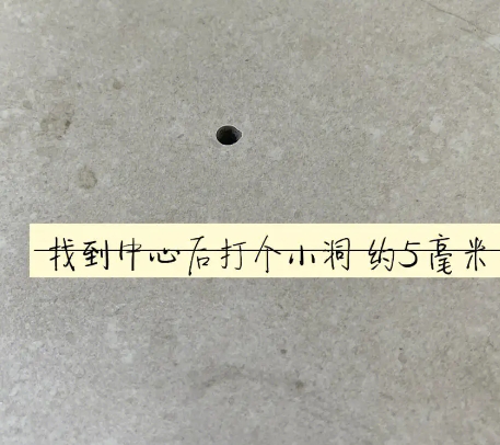 抚宁瓷砖空鼓维修公司专业解答在瓷砖铺贴过程中，如果砂料搅拌不均匀，将会带来以下问题